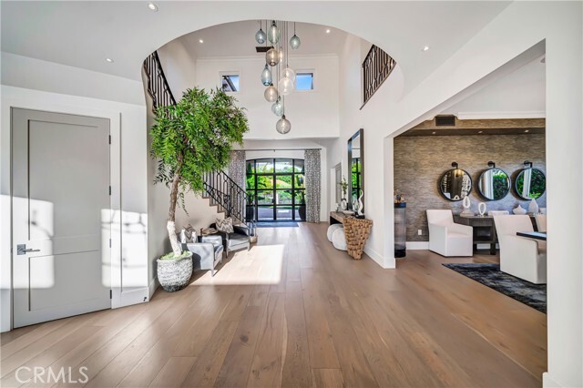 Photo - 2037 Delphine Ln