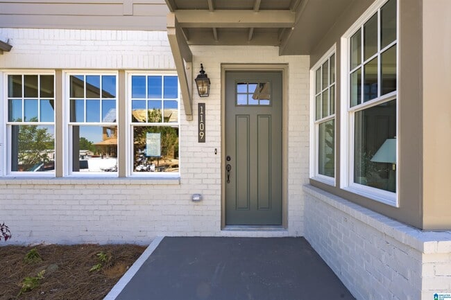 Photo - 1109 Windsor Sq