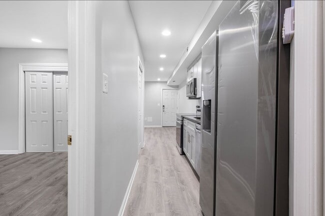 Unidad B - 65 New York Ave NW