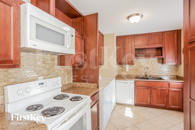 Photo - 5359 Blackwell St