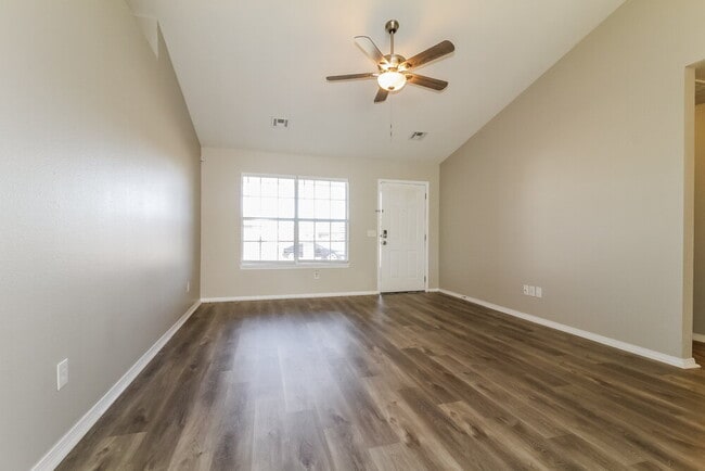Photo - 1016 NW 14th Pl