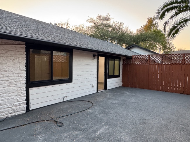 Photo - 11801 Argonne Forest Trail