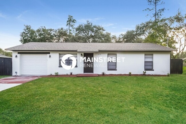 Building Photo - 3 Bedroom Pet-Friendly Home in St. Cloud, FL with Main Street Renewal