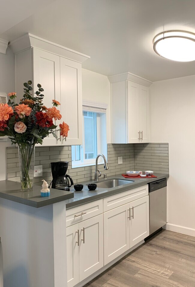 Photo - 1645 Amberwood Dr Unidad 27