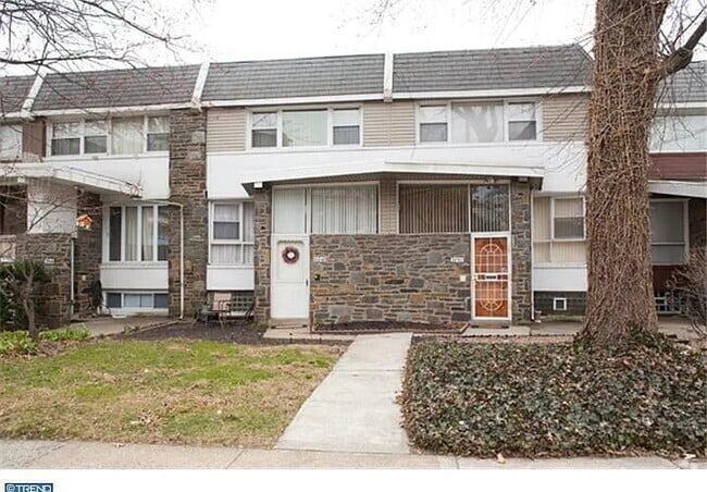 Building Photo - 3848 Conshohocken Ave Rental
