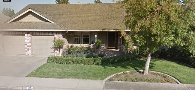 Building Photo - 3450 Sarolou Dr