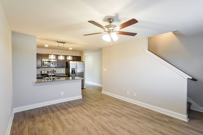 Photo - 1000 Henry Pl Blvd Unidad 505