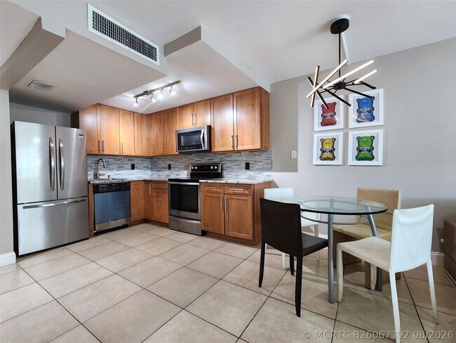 Photo - 755 Dotterel Rd Unit 1308