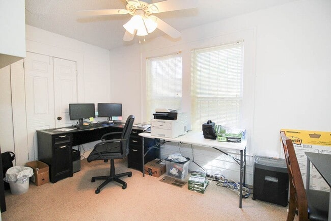 Photo - 752 Dalzell St