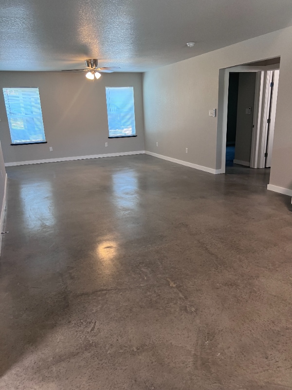 Photo - 404 Scott St