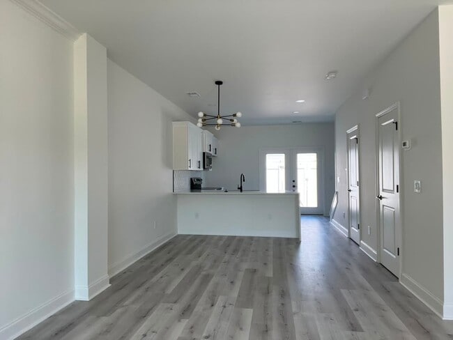 Photo - 780 Maxine Dr Unit 8C