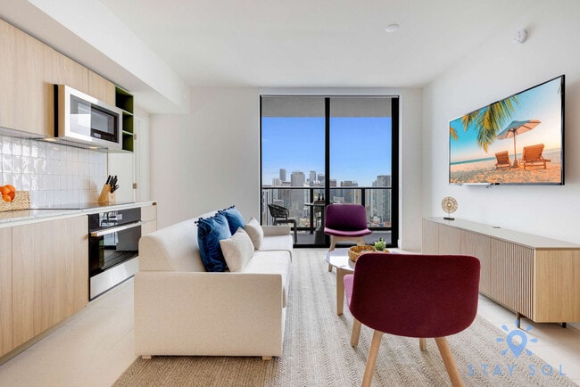 Photo - 601 NE 1st Ave Unidad ID1227487P