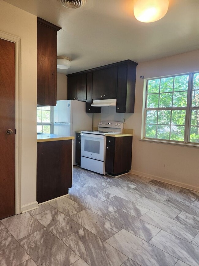 Photo - 1528 Cherry Ave Unidad A
