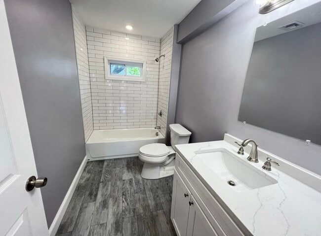 Photo - 6 Charter St Apartments Unit 2