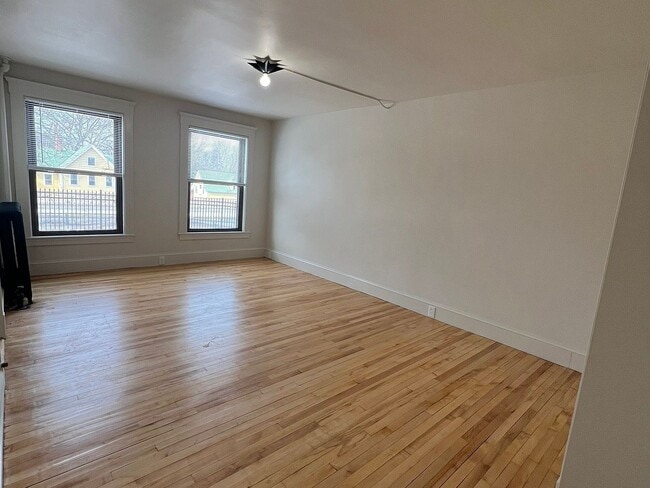 Photo - 248-250 N Main St Unit 15