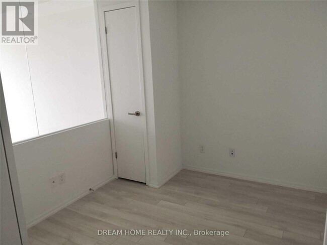 Photo - 197 Yonge St Unité 5304