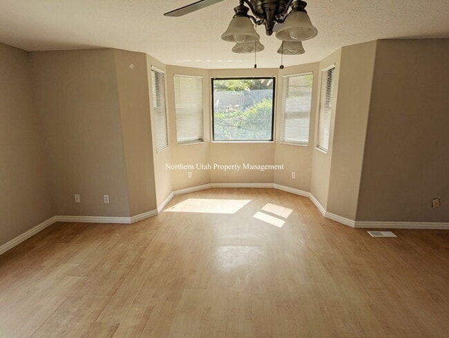 Photo - 2 bed 1 bath duplex