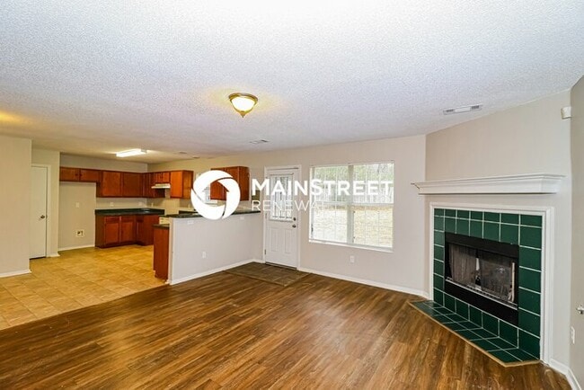 Photo - 3 Bedroom Pet-Friendly Home in Memphis, TN with Main Street Renewal
