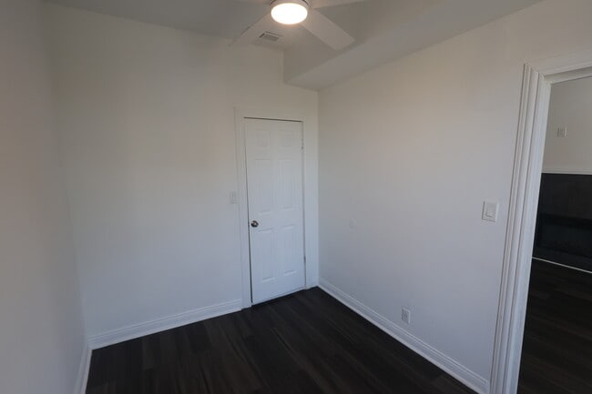 Photo - 3532 W Van Buren St Unit 2