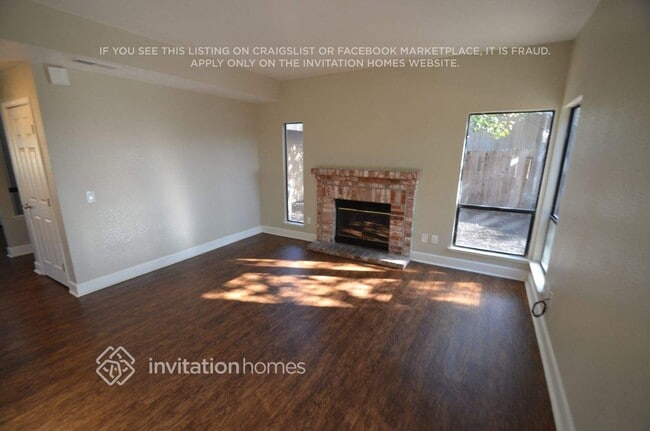 Photo - 3648 Rollins Way