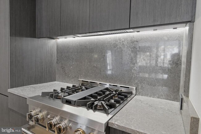 Photo - 1529 14th St NW Unit 203