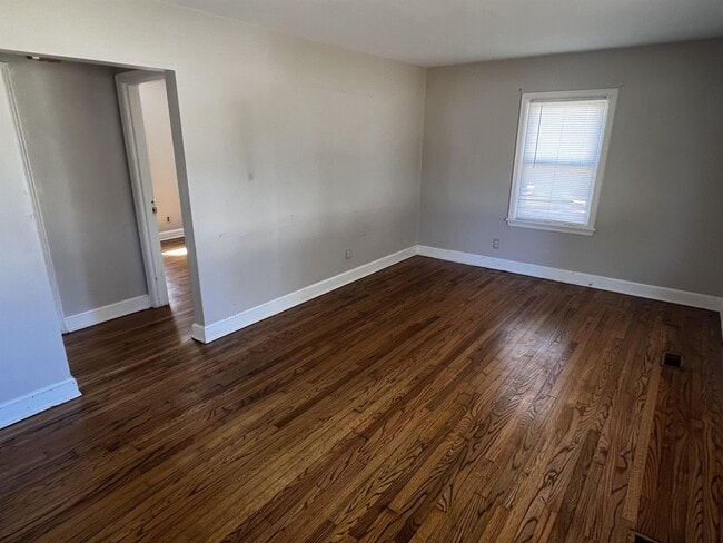 Photo - 1002 Meadow Hill Rd