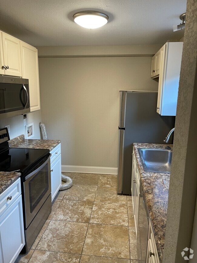Building Photo - 412 Dublin Dr Unit 211 Dublin drive Rental