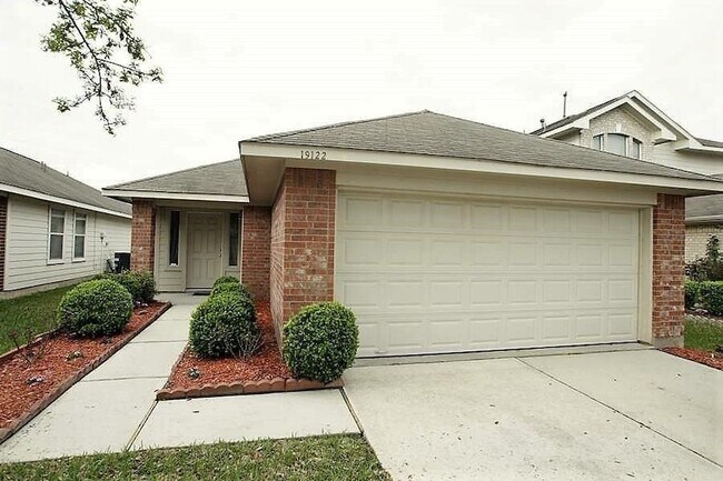 Building Photo - 19122 Yellow Thrush Dr