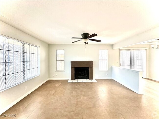 Building Photo - 2112 Venus Ave Unit A Rental