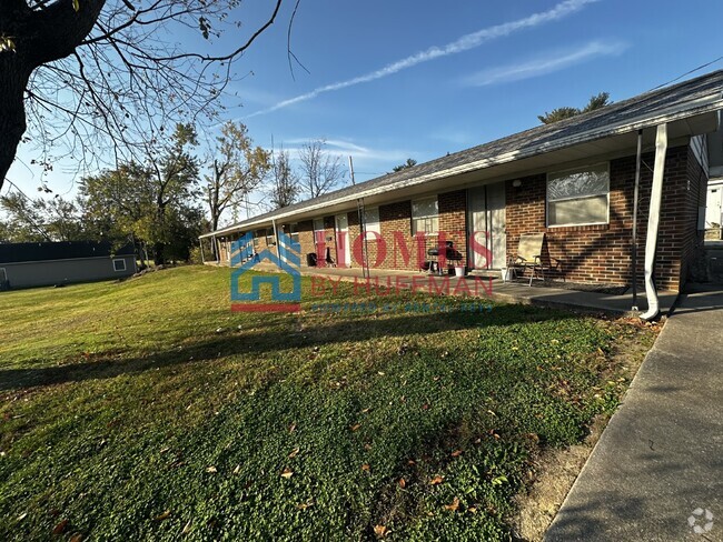 Building Photo - One Bedroom Apartment | Fort Branch