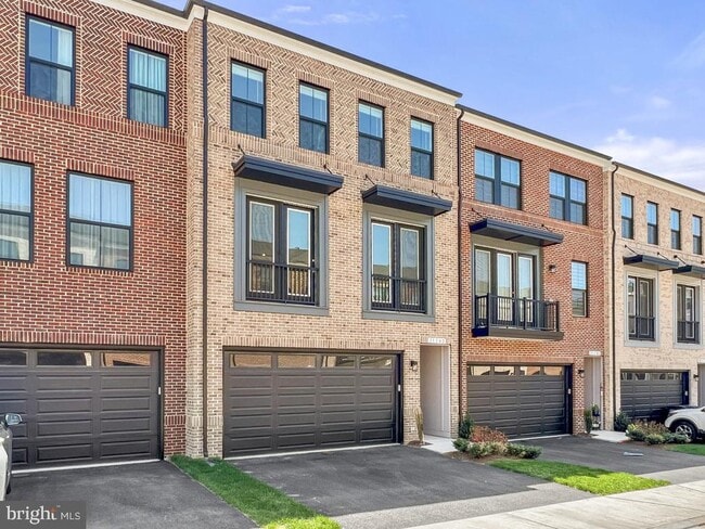 Photo - 21740 Charing Cross Ter Townhome