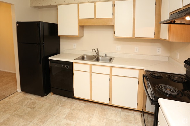 1BR, 1BA - 863 SF - Kitchen