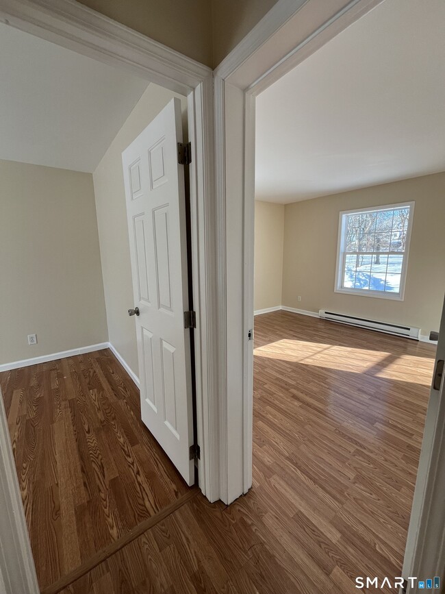 Photo - 27 Thomas St