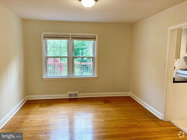 Building Photo - 8139 Clyde Bank Rd Rental