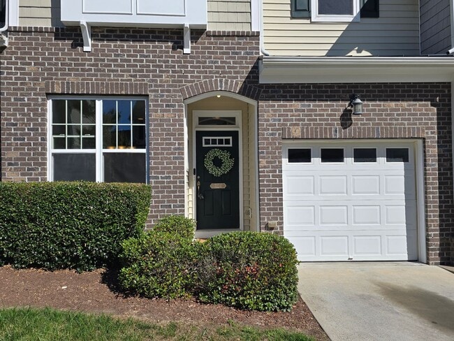 Photo - Spacious 3BR, 2.5BA Townhome with Loft & H...