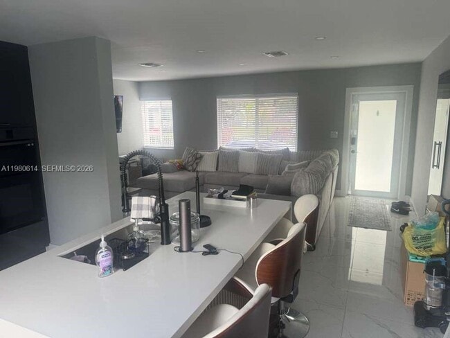 Photo - 1001 NW 148th St