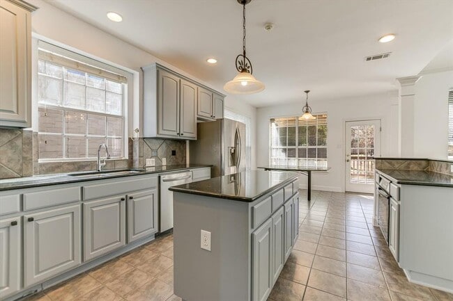 Photo - 7301 Fabion Dr