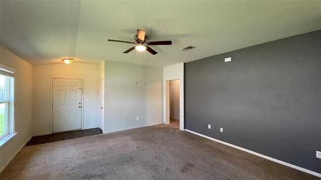 Photo - 307 Camellia Dr