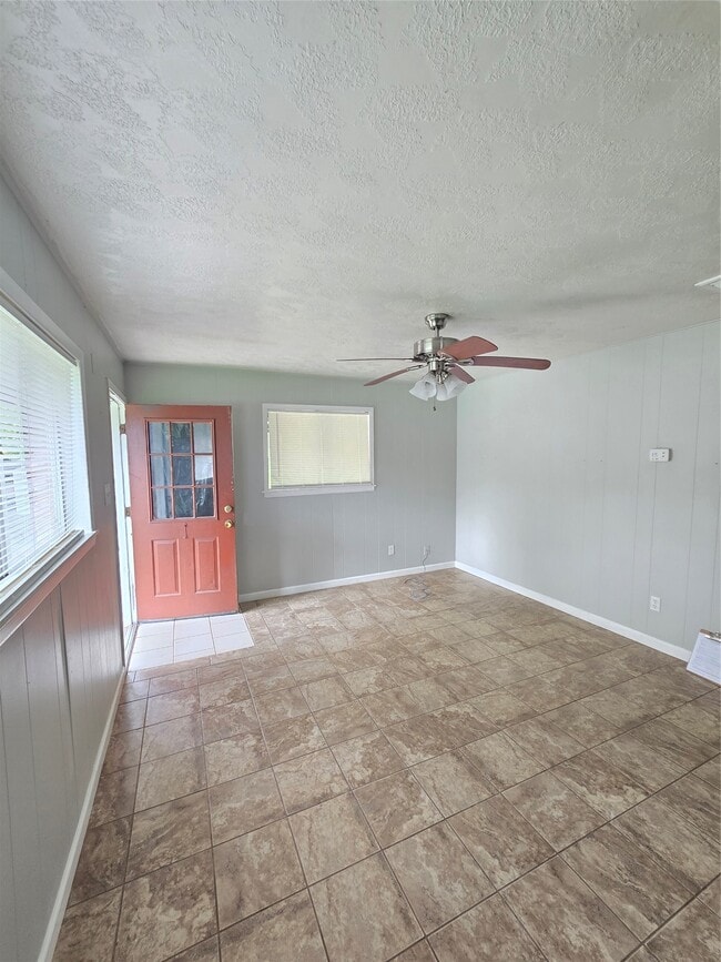 Photo - 509 Truman St