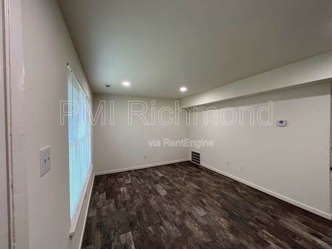 Photo - 1901 Beaver Rd