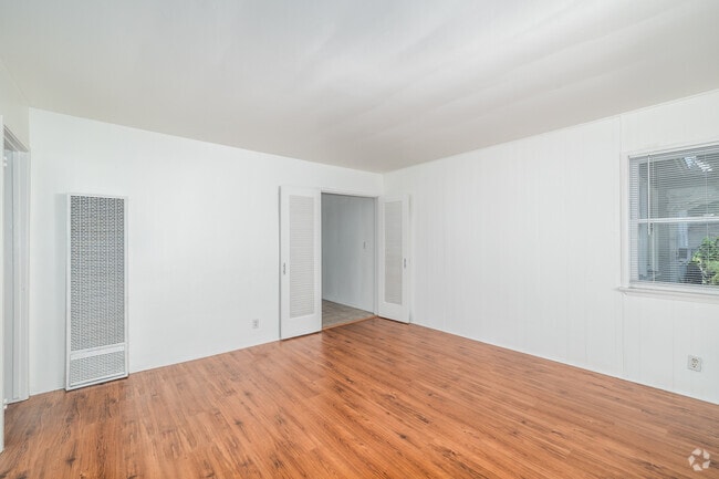 2BR, 1BA - 800SF - Living Room - 3929 Sawtelle Blvd