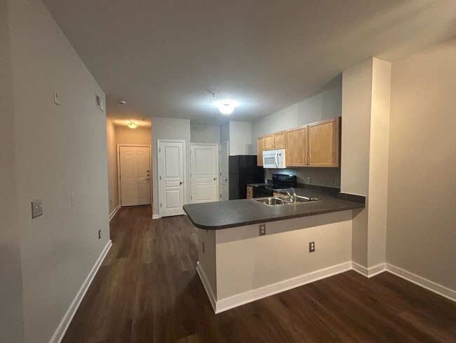 Despensa, Lavandería, Armario - 401 20th St S