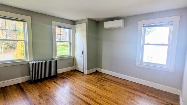 Photo - 245 Main St Unit 2