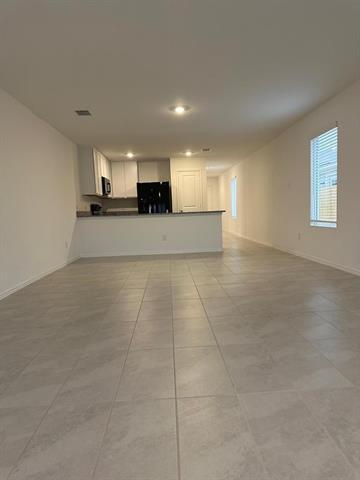 Photo - 134 Wheatgrass Ln House