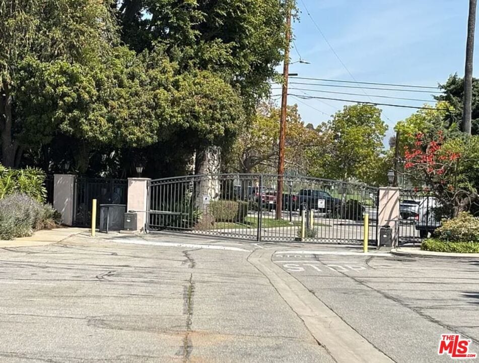 Photo - 245 S Barrington Ave