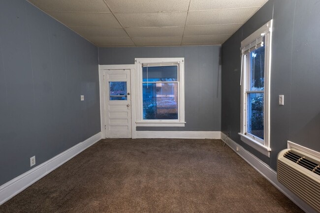 Photo - 326 S Exposition St Unit 1/2