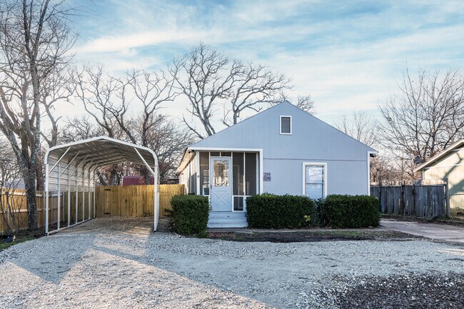 Photo - 219 Wildwind St