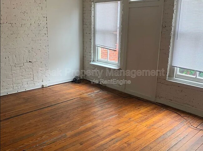 Photo - 308 W Broad St Unit C