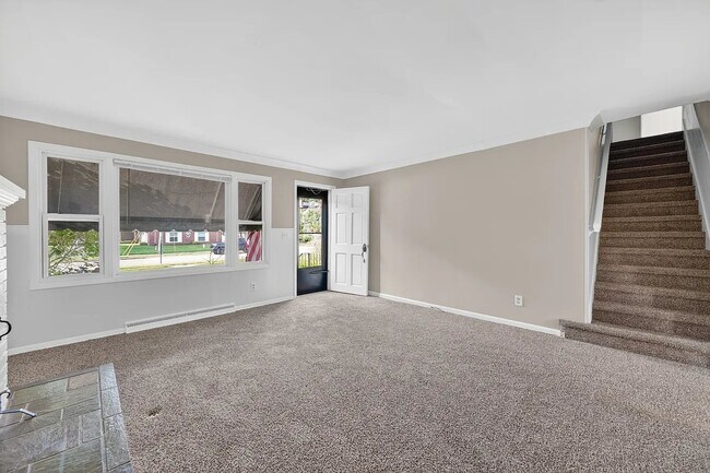 Photo - 23 W Burdick St Unit A1