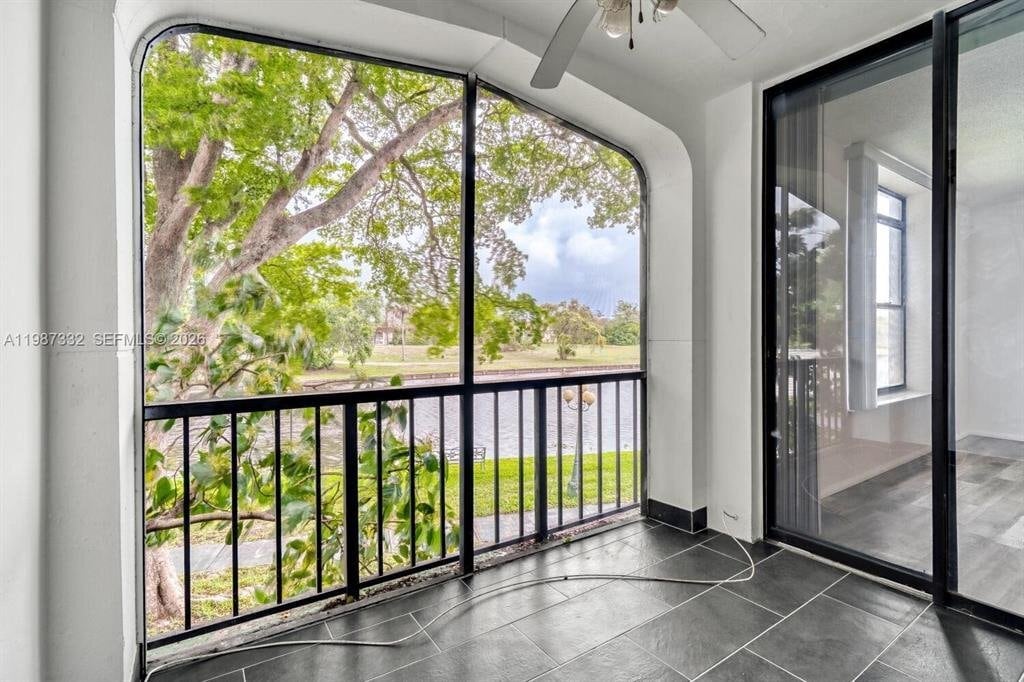 Photo - 3760 Inverrary Dr Unit #2L